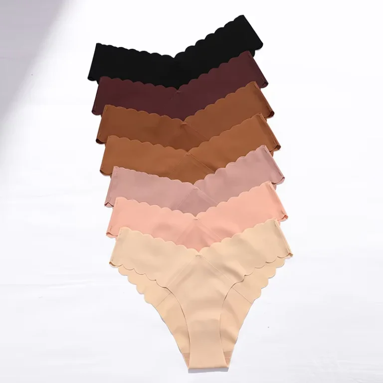 Ice-Silk-Seamless-Ladies-Underwear-Cotton-Crotch-High-end-Japanese-Girls