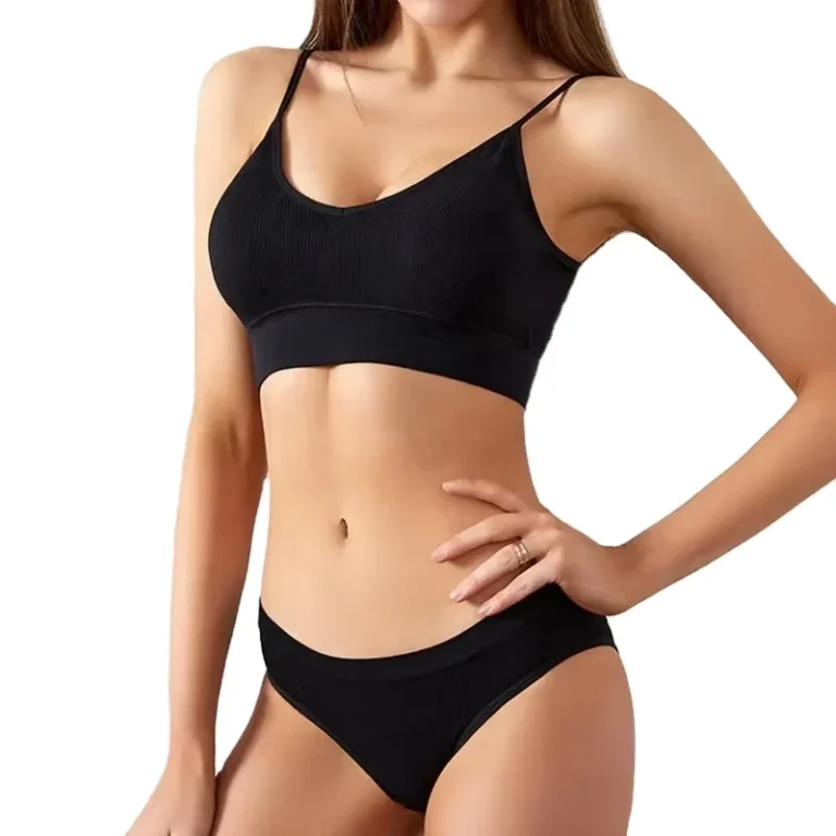 Seamless-Tanks-Brief-Female-Underwear-Sports-Thong-Top-Women-Bralette-Teenage-Cotton-Bra-Panties-Set