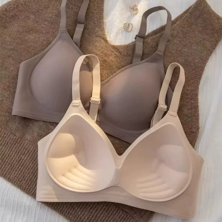 Small-Breast-Seamless-Bra-Womens-Small-Breast-Push-up-Comfortable-Non-underwire-Soft-Support-Closed-Breast-Bra