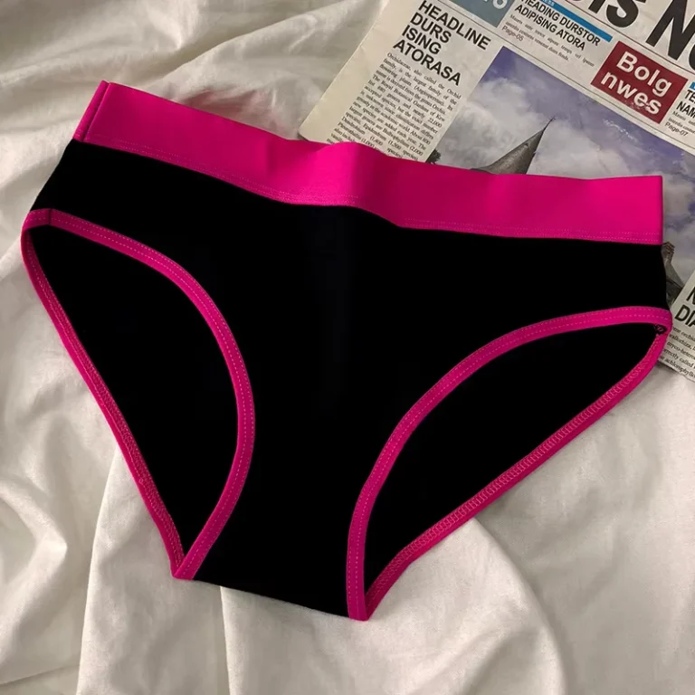 Teen-Girls-Cotton-Mid-Waist-Triangle-Briefs-Solid-Color-Simple-Style-Ladies-Panties-Cotton-Crotch