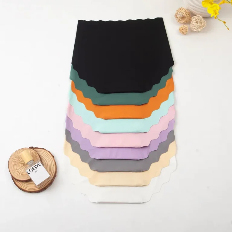 Ultra-Thin-Ice-Silk-Seamless-One-Piece-Wave-Briefs-for-Teen-Girls-High-Waist-Plus-Size-Solid-Breathable-Underwear