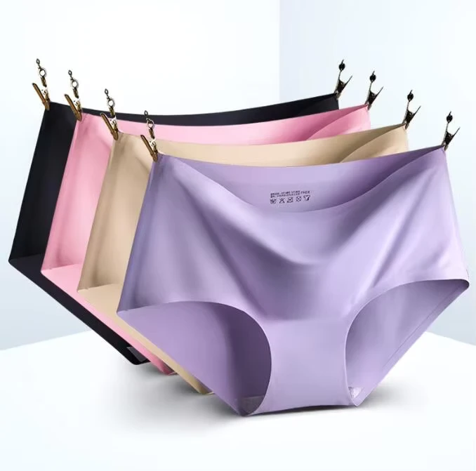 Women-Big-Seamless-Plus-Size-Underwear-Laser-Cut-Ice-Silk-Underwear-Breathable-and-Comfortable-Womens-Panties